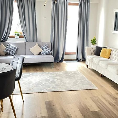 Londof Luxury Apartments - With A Panoramic View Over The City Μπρασόβ Εξωτερικό φωτογραφία
